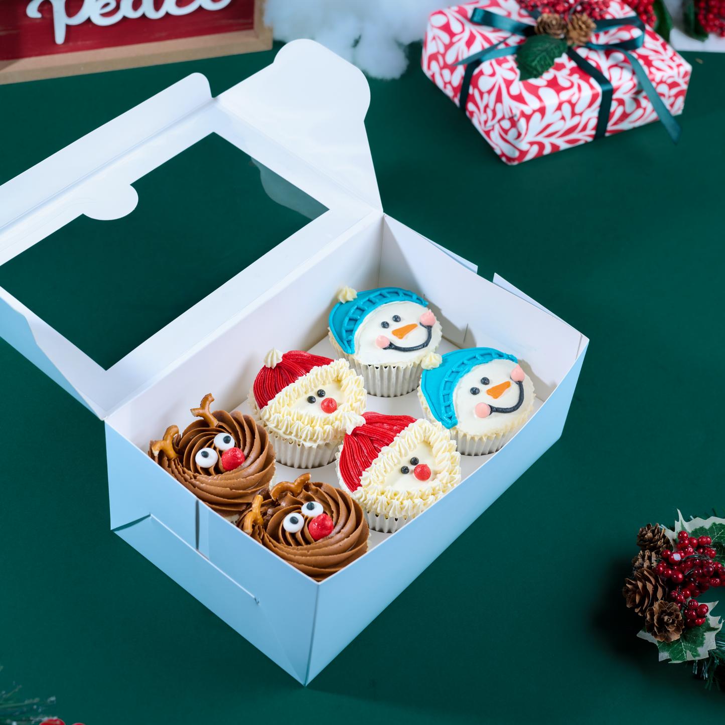 Christmas Characters Cupcake Box