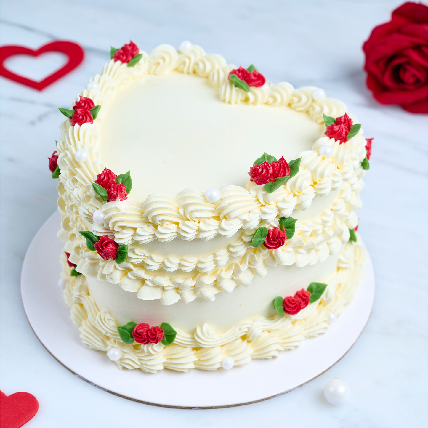 Red Rose Lambeth Cake