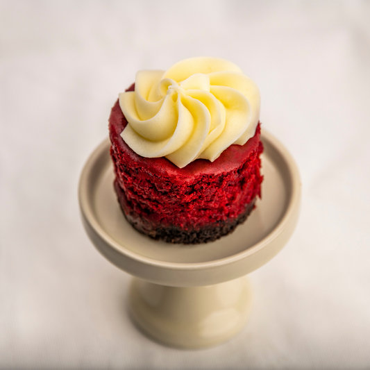 Mini tarta de queso de terciopelo rojo