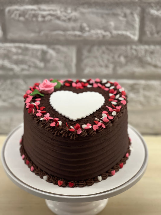 Pastel de chocolate en forma de corazón